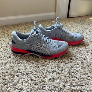 Size 9 Asics Gel Kayano 26